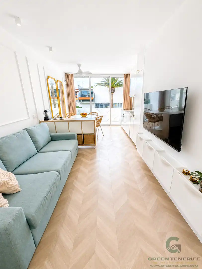 Sala de estar de Piso en venta en Arona con Terraza y Piscina