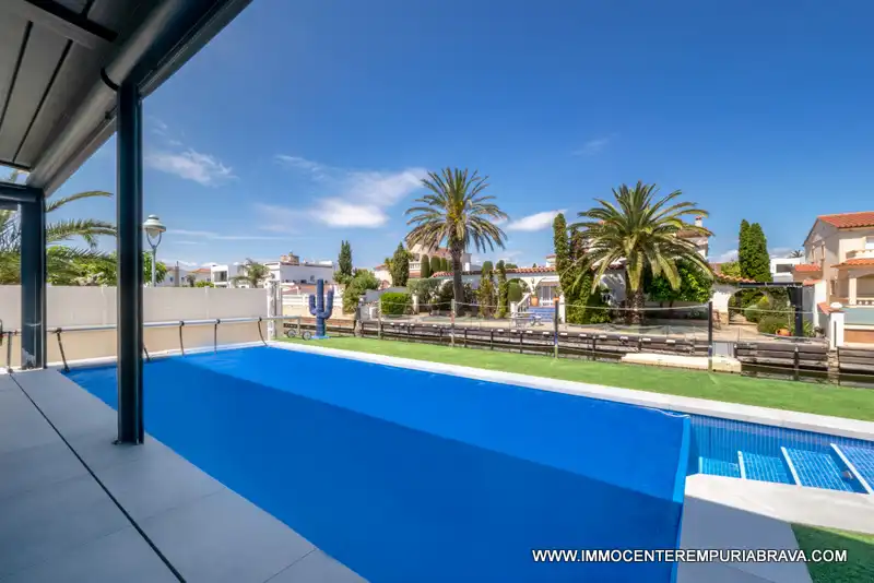 Chalet en venta en Cap Ras - Creus - Falconera, imagen 30