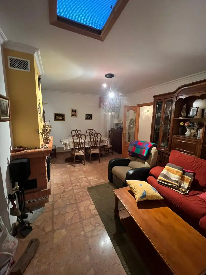 Sala de estar de Casa o chalet en venta en El Picazo   con Terraza, Amueblado y Balcón