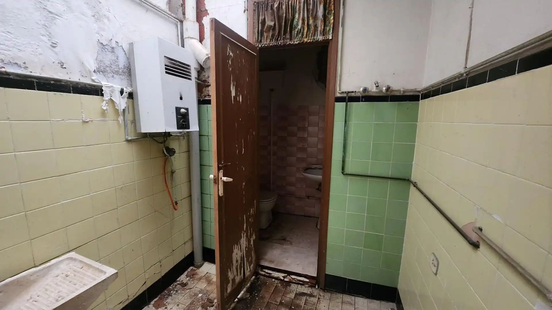 Bathroom of Houses for sale in Aspe  with Terrace