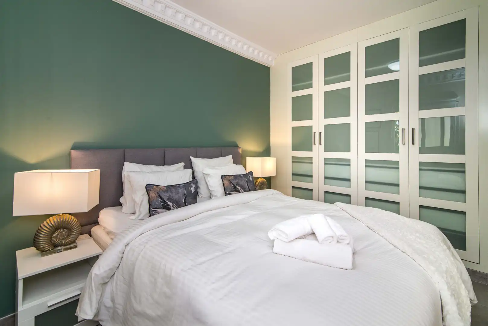 Habitación de Apartamento de alquiler en Marbella con Aire acondicionado, Calefacción y Terraza