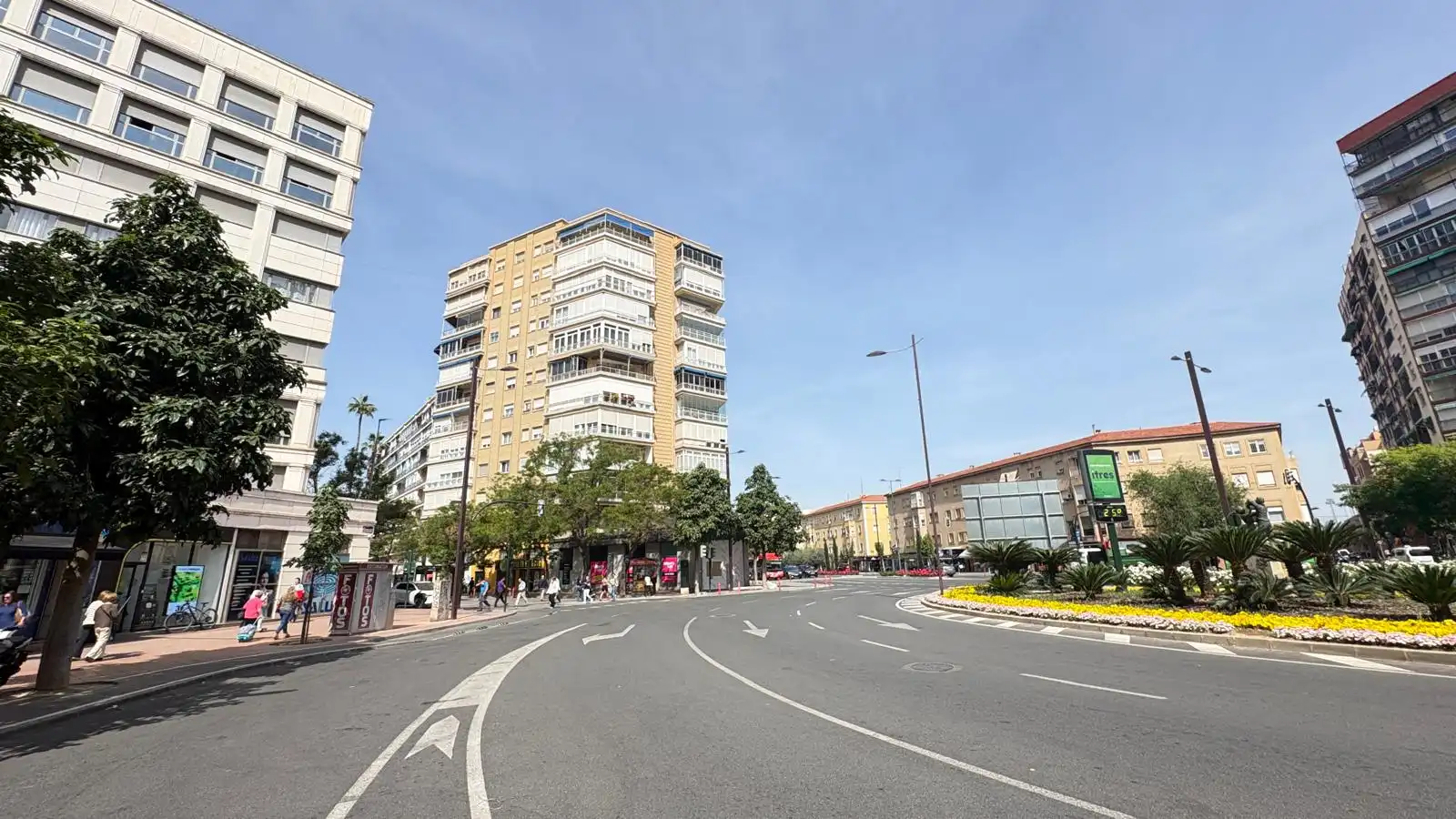 Vista exterior de Piso en venta en Murcia con Aire acondicionado y Balcón
