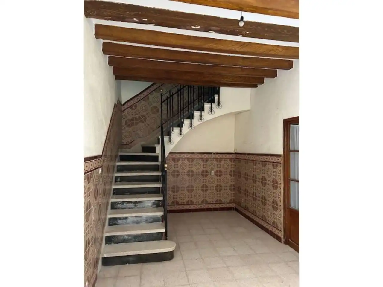 Houses for sale in Tomares  with Terrace, Storage room and Balcony