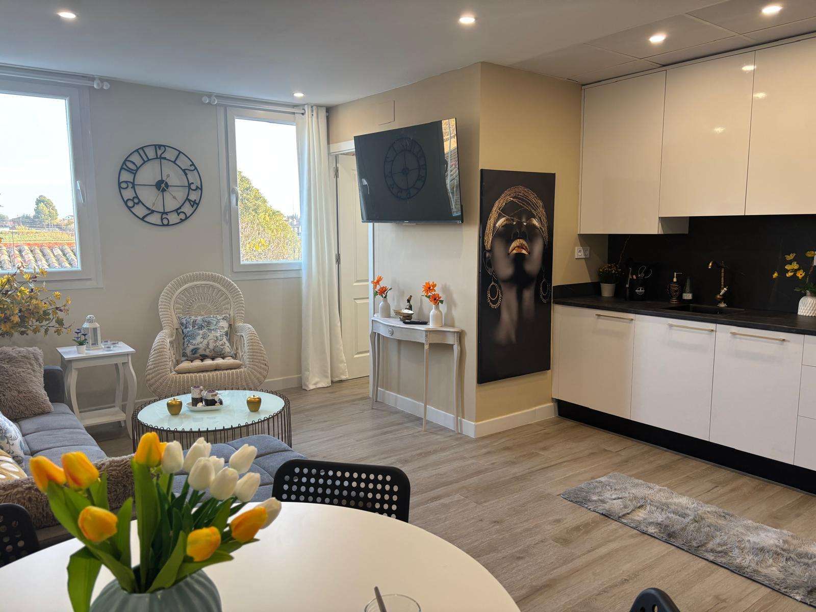 Living room of Apartment to share in  Zaragoza Capital  with Air Conditioner and Terrace