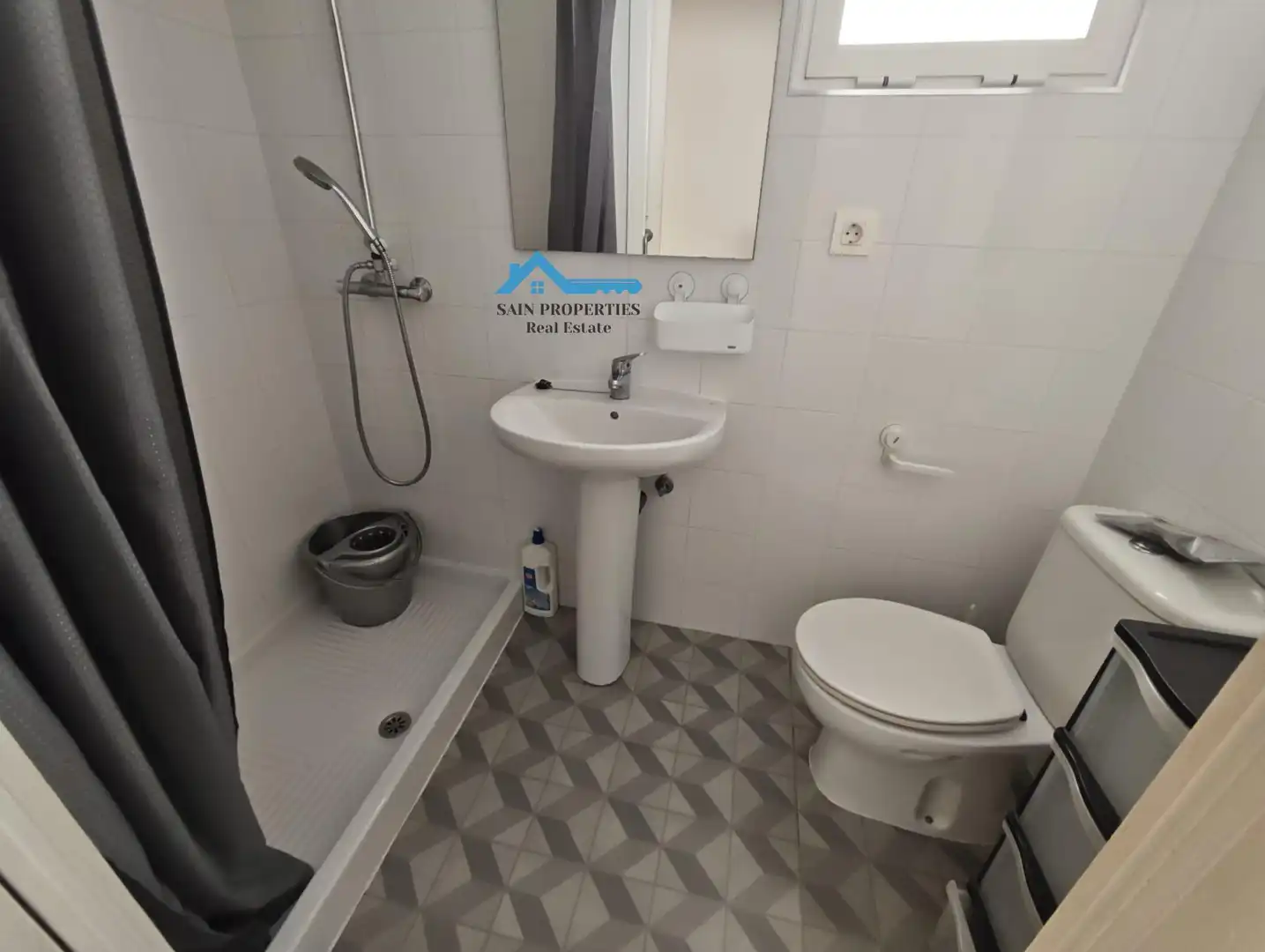 Baño de Dúplex en venta en La Nucia con Terraza y Balcón