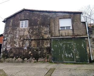 Vista exterior de Casa o xalet en venda en Pontecesures amb Jardí privat