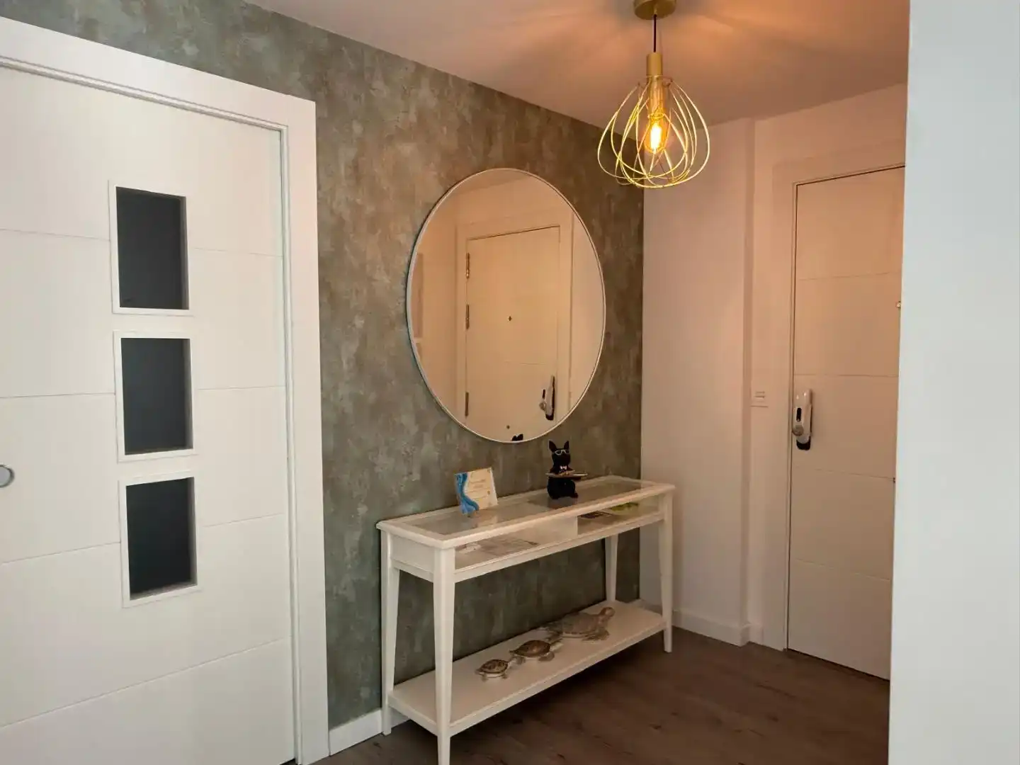 Wohnung zur Miete in Motril mit Klimaanlage, Schwimmbad und Balkon