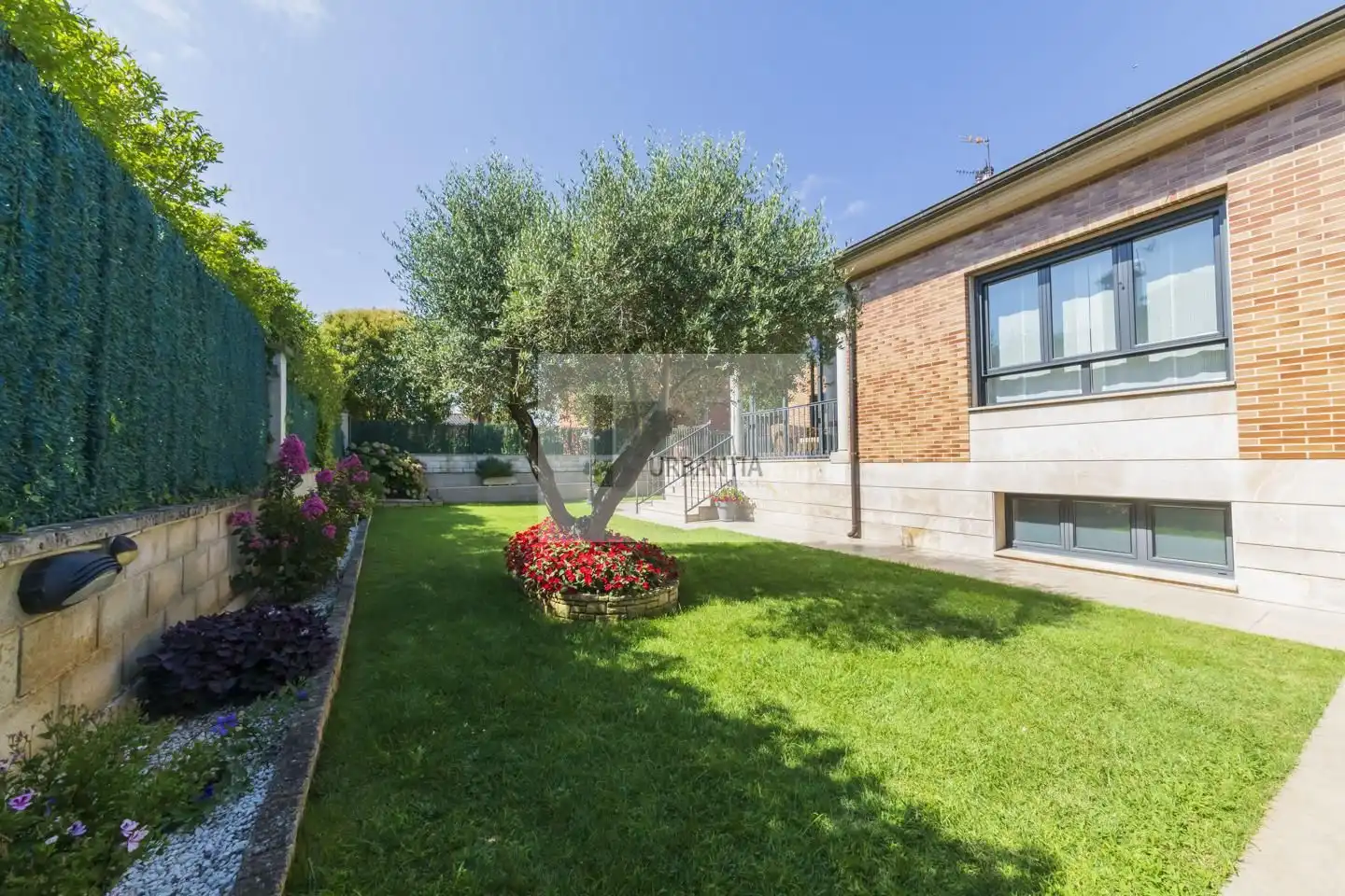 Jardín de Casa o chalet en venta en Cizur con Calefacción, Jardín privado y Parquet