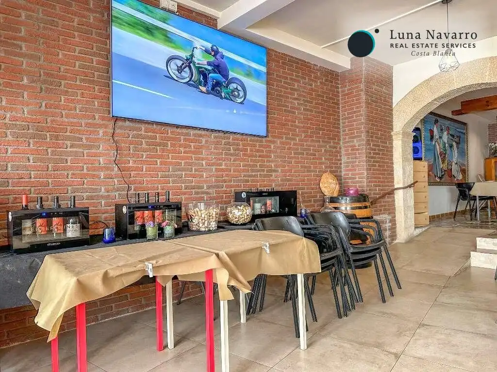 Local en traspaso en Altea con Aire acondicionado, Terraza y Amueblado