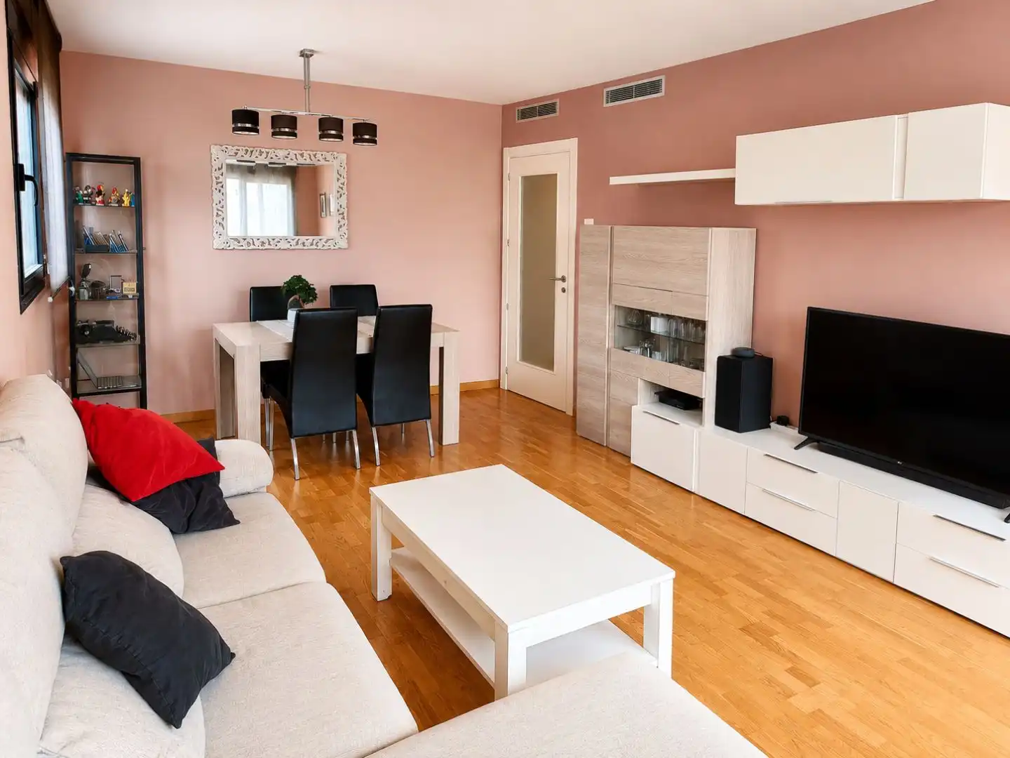 Living room of Attic for sale in Sabadell  with Air Conditioner, Heating and Private garden
