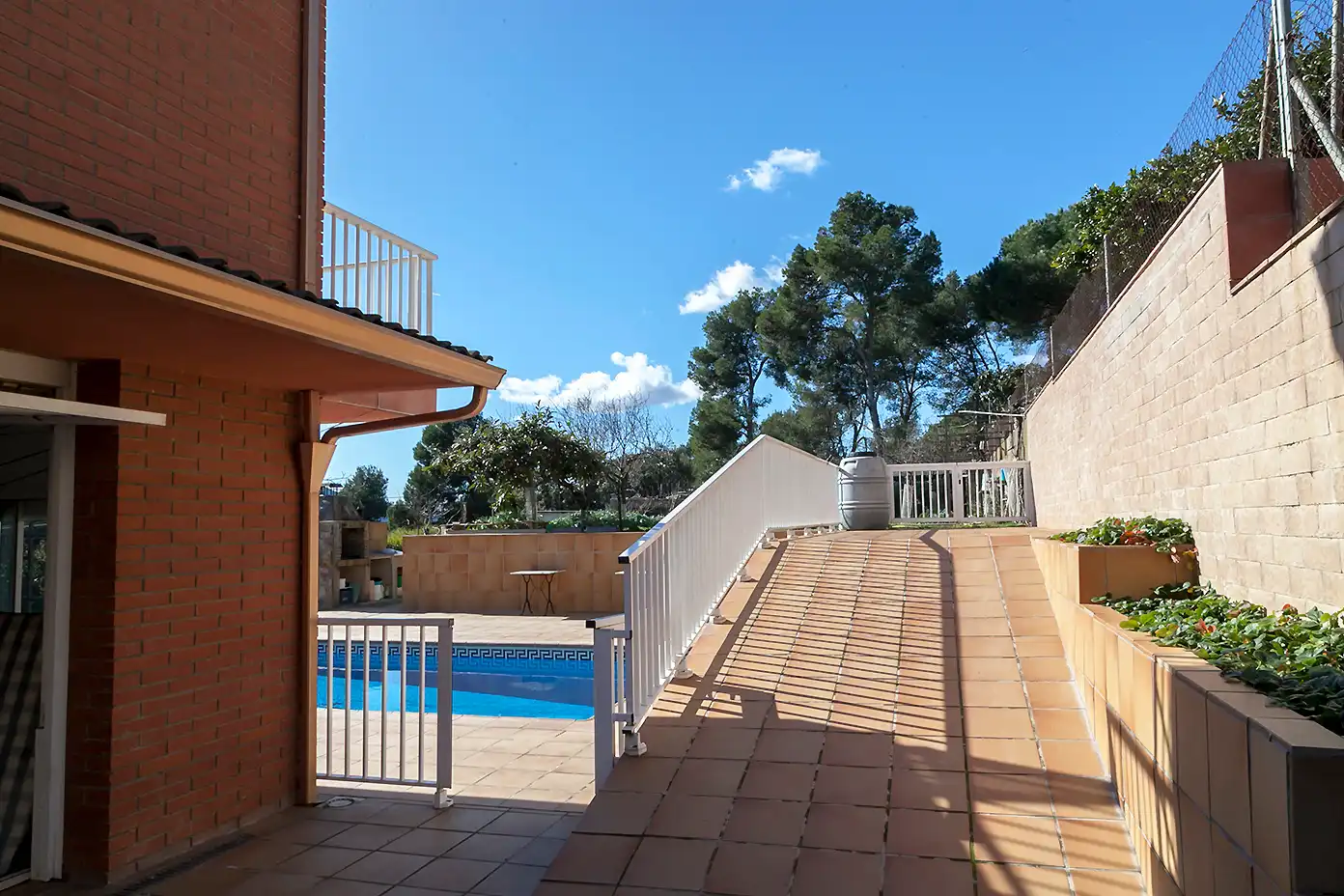 Piscina de Casa o xalet en venda en La Roca del Vallès amb Calefacció, Jardí privat i Terrassa