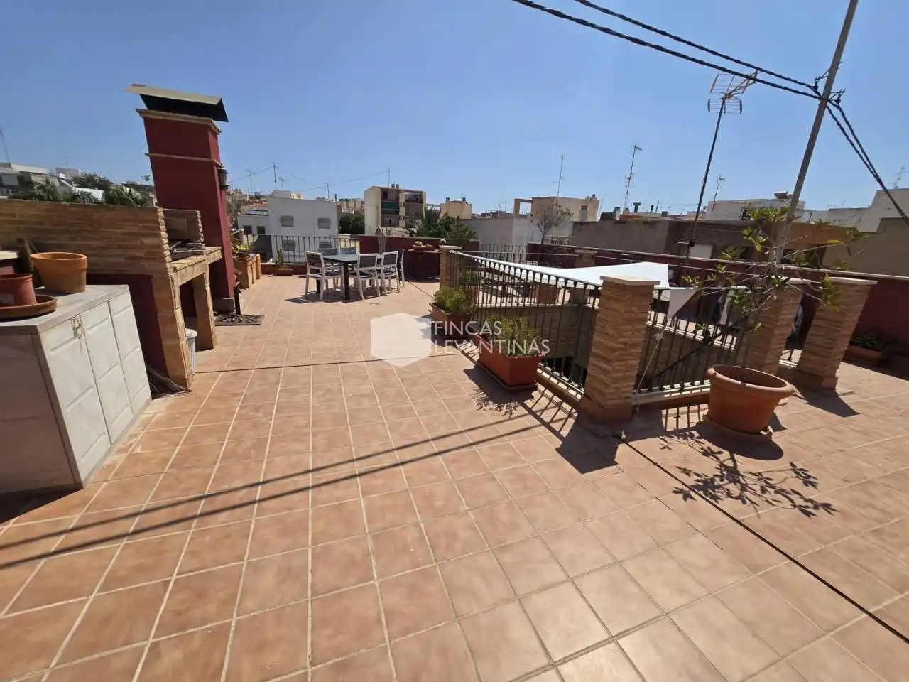 Terraza de Casa o chalet en venta en San Vicente del Raspeig / Sant Vicent del Raspeig con Terraza y Amueblado