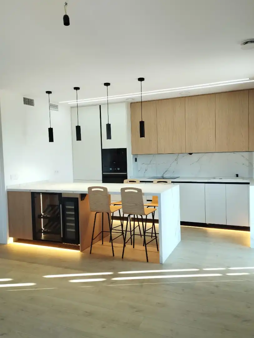 Kitchen of Attic for rent in Granada  with Air Conditioner, Heating and Storage room