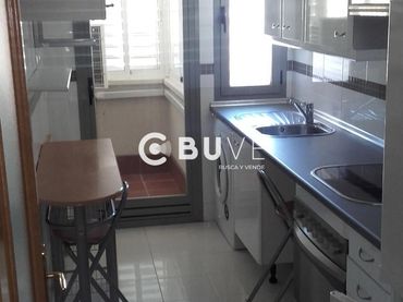 Appartamento con balcone in vendita a FUENTE CISNEROS 19