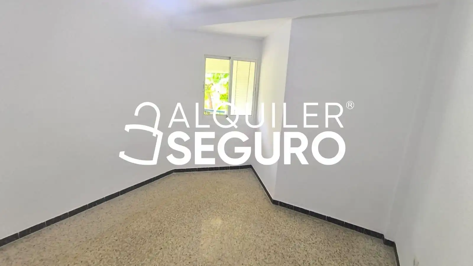 Bedroom of Flat for rent in Sevilla
