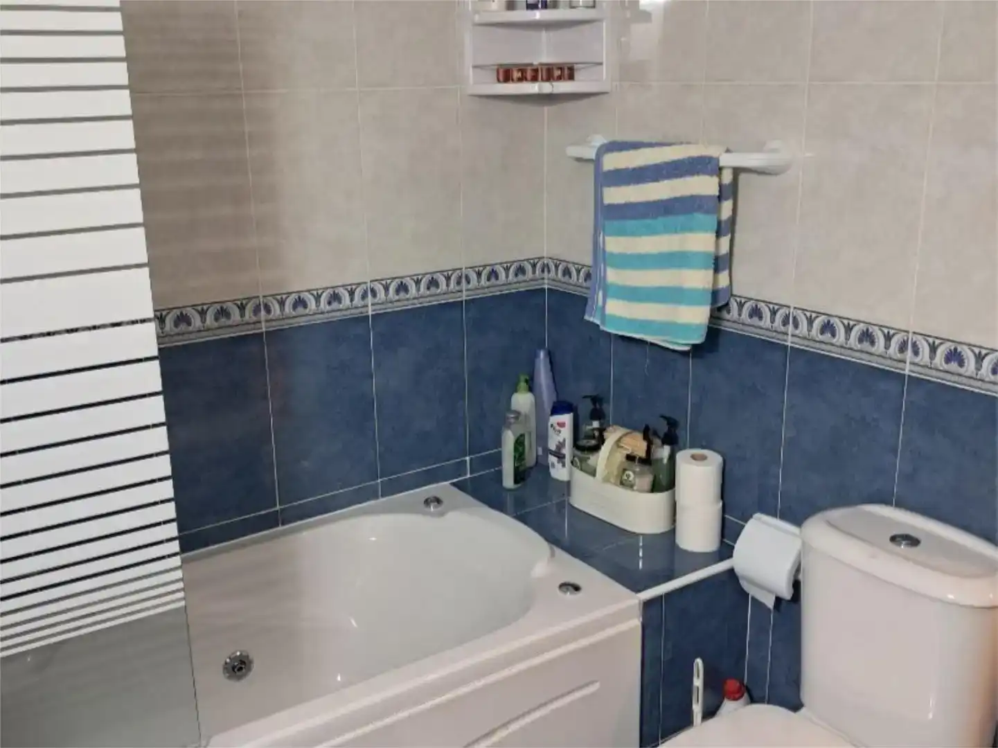 Bany de Pis en venda en Villanubla amb Parquet, Piscina i Moblat