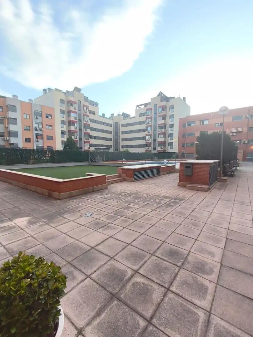 Flat with pool for sale in Calle Cardenal Vicente Enrique y Tarancón, imagen 5