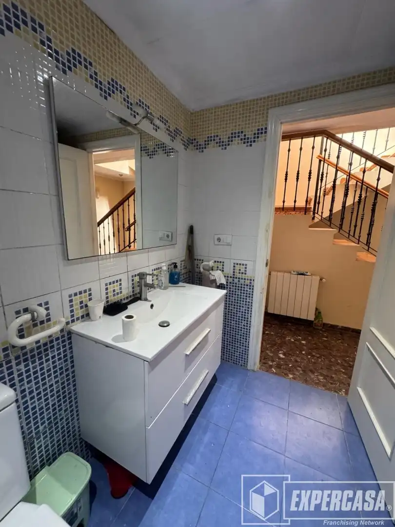 Badezimmer von Country house zum Verkauf in Albal mit Klimaanlage und Terrasse
