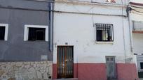 Vista exterior de Casa adosada en venda en Oliva amb Terrassa