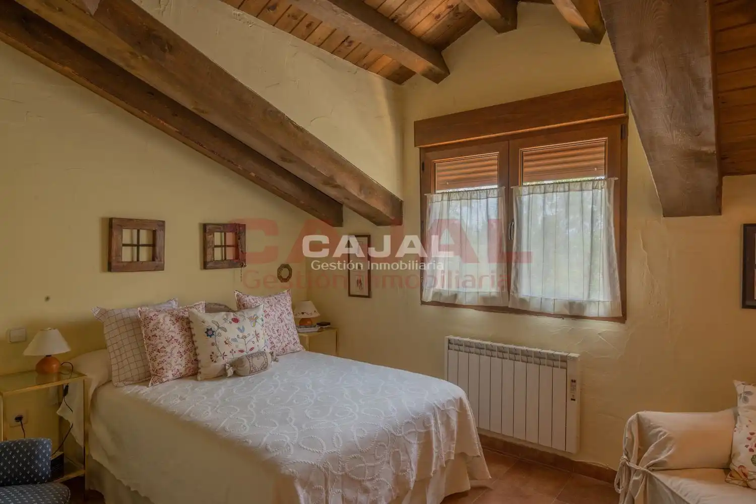 Habitación de Dúplex en venta en Grajera con Calefacción