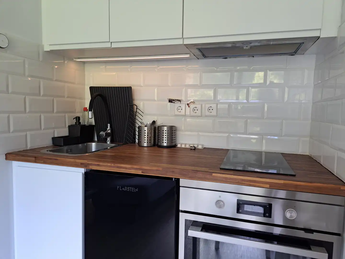 Cuina de Apartament en venda en Saint - Pierre - dels - Forcats amb Terrassa i Moblat