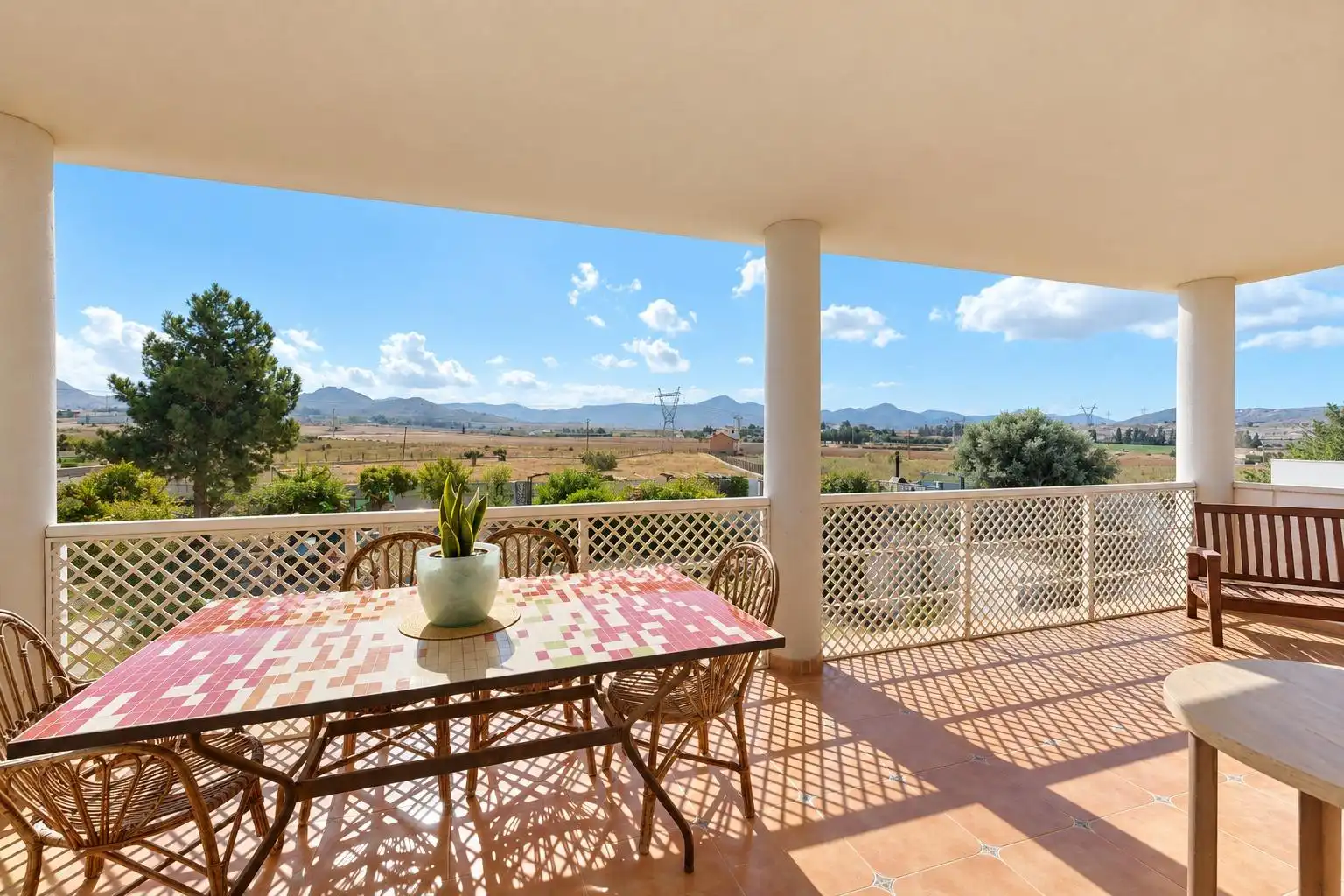 Detached house with garden for sale in Calle JACINTO BENAVENTE