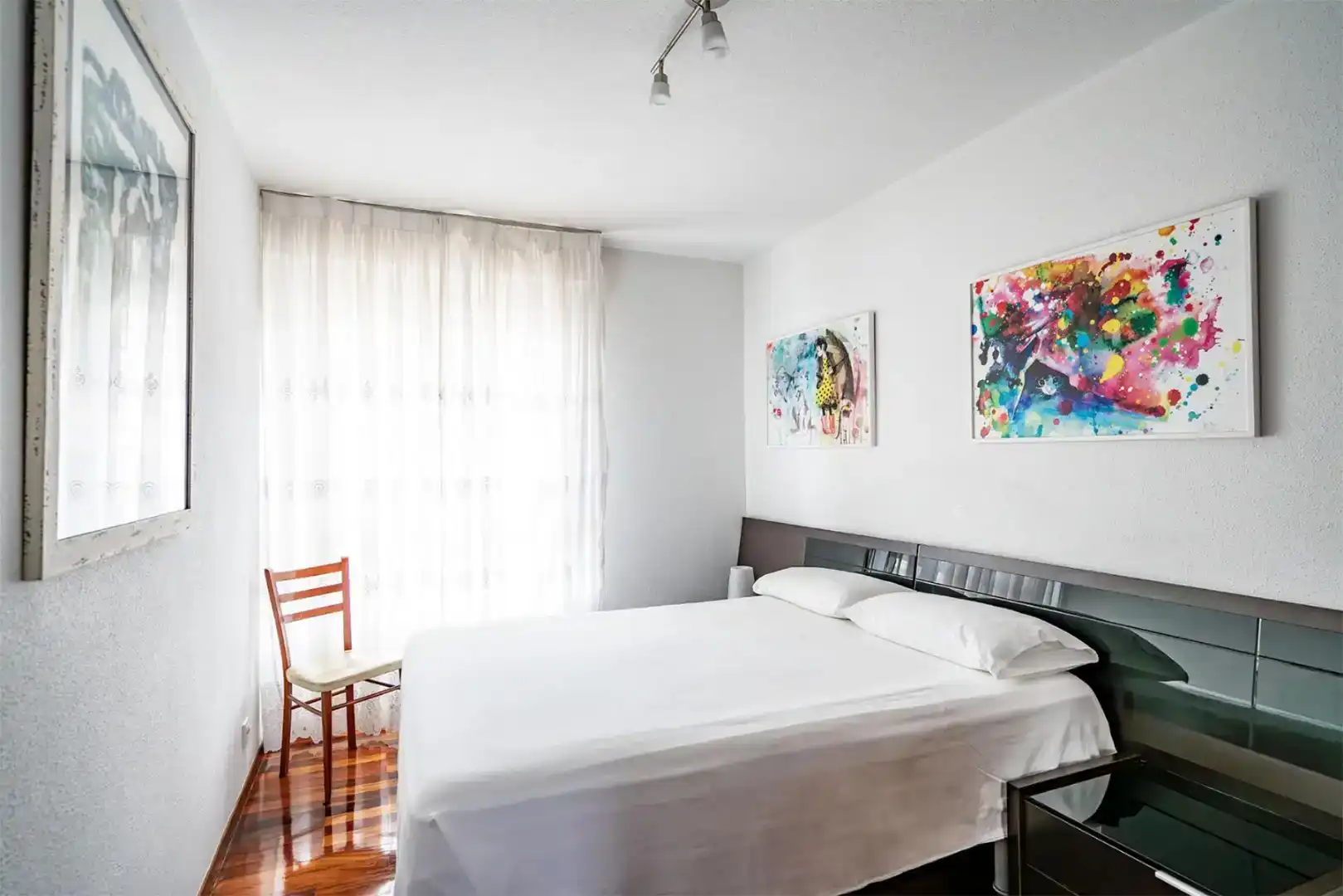 Schlafzimmer von Wohnung zur Miete in Santander mit Balkon