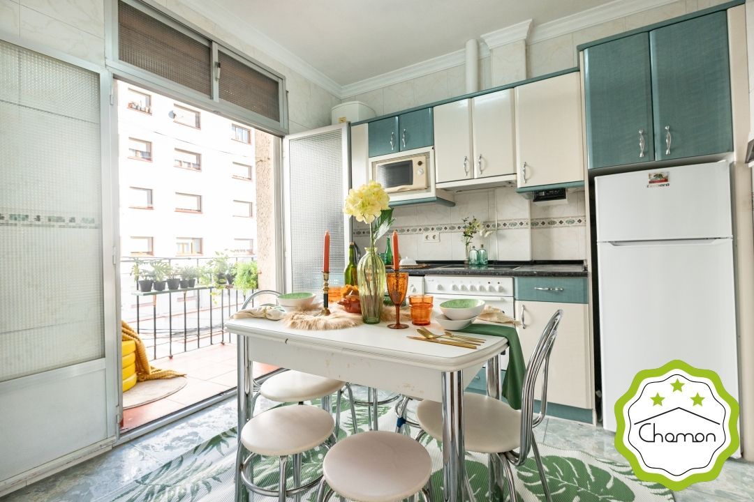 Kitchen of Flat for sale in Bilbao   with Heating