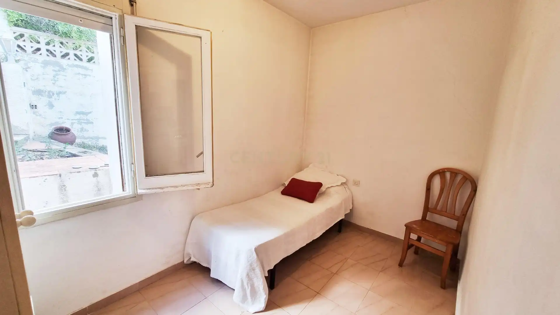 Bedroom of Apartments for sale in Colera  with Oven and Washing machine
