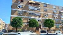 Exterior view of Flat for sale in  Sevilla Capital