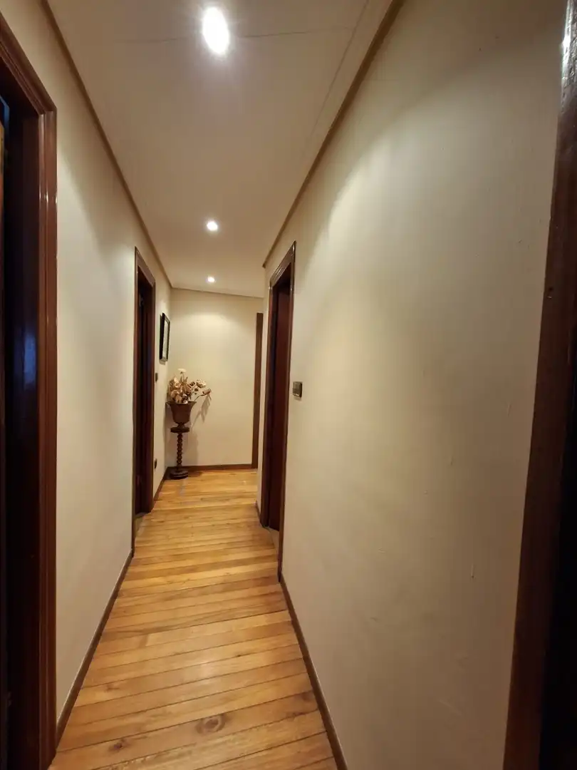 Piso en venta en Torrelavega  con Calefacción, Trastero y Balcón