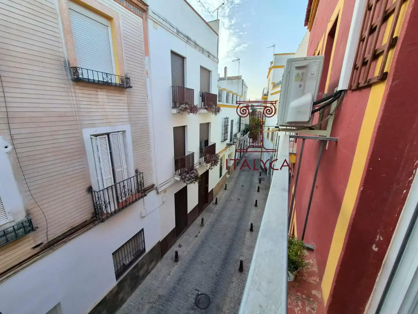 Vista exterior de Apartament en venda en Sevilla amb Aire condicionat, Calefacció i Balcó
