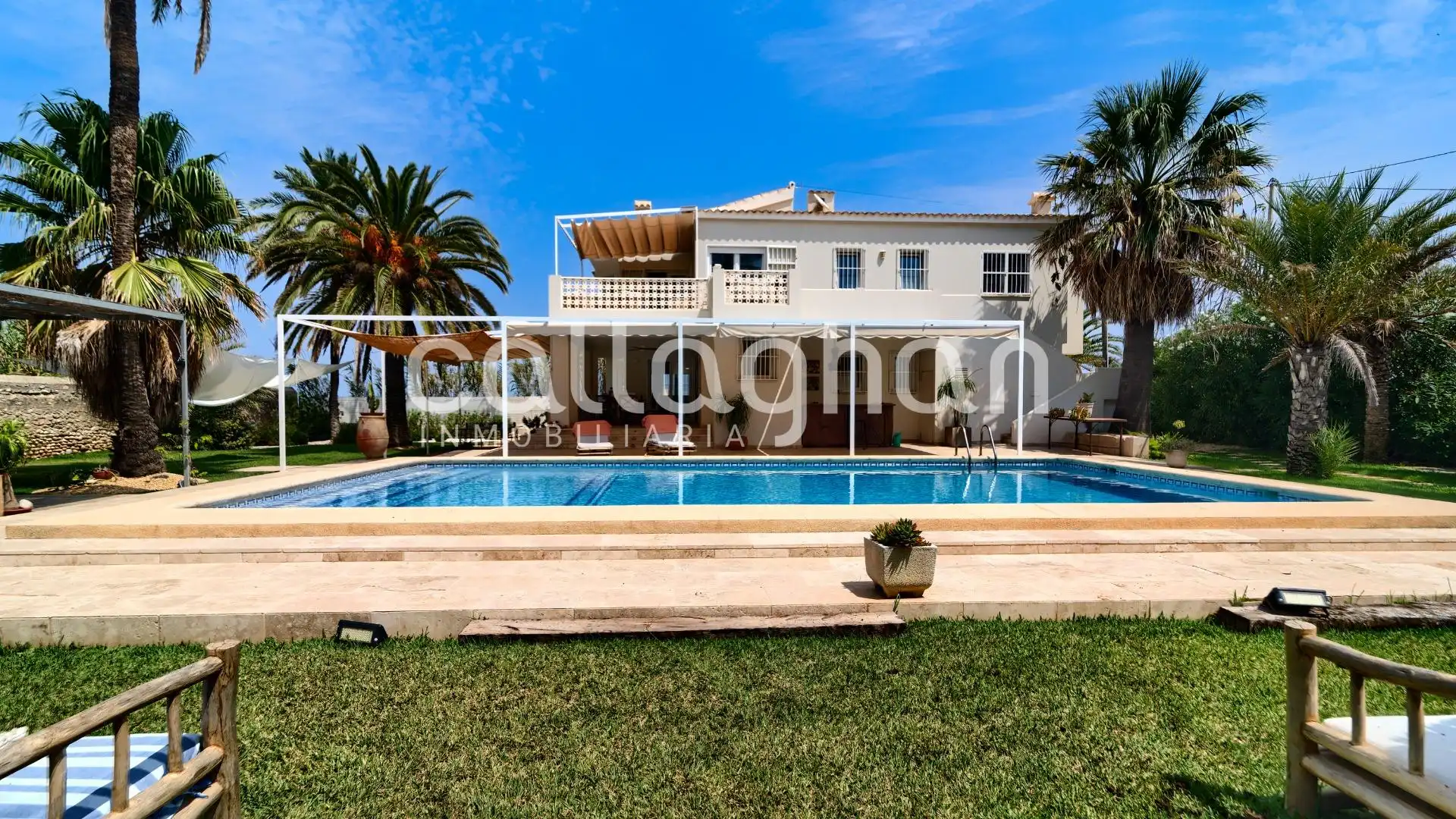 Piscina de Casa o xalet de lloguer en Dénia amb Aire condicionat, Calefacció i Jardí privat
