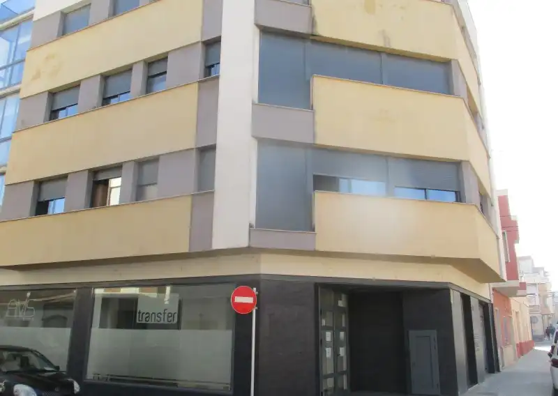 Einzelparkplatz zum Verkauf in Castelar, imagen 3