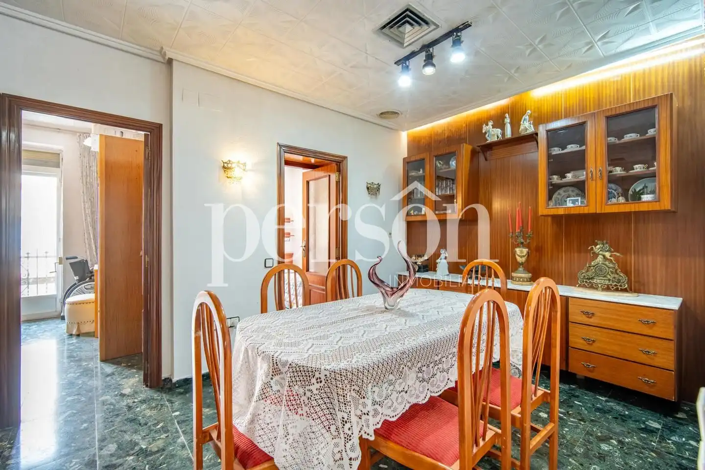 Comedor de Piso en venta en Valencia con Aire acondicionado, Terraza y Amueblado