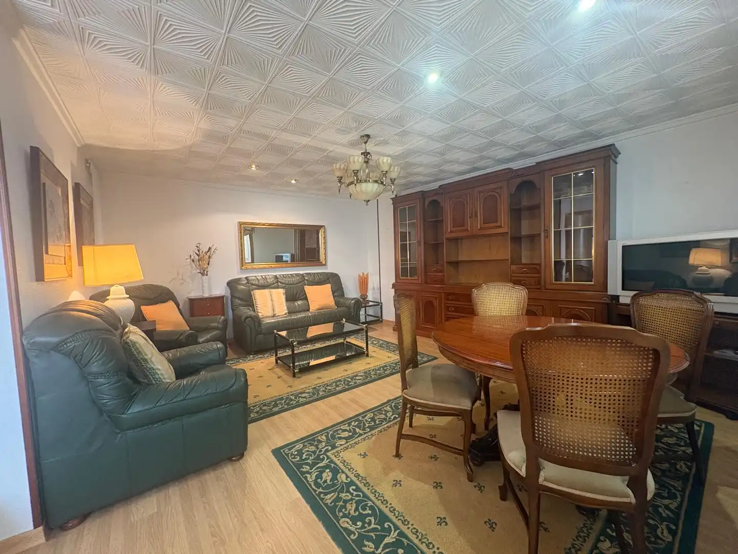 Sala d'estar de Pis de lloguer en Lugo amb Calefacció, Terrassa i Moblat