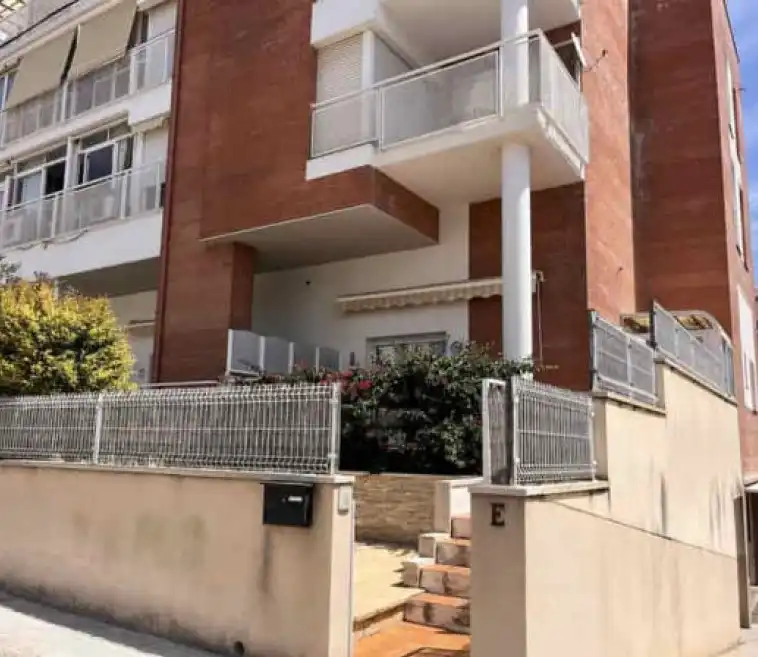 Vista exterior de Piso en venta en Vandellòs i l'Hospitalet de l'Infant con Trastero