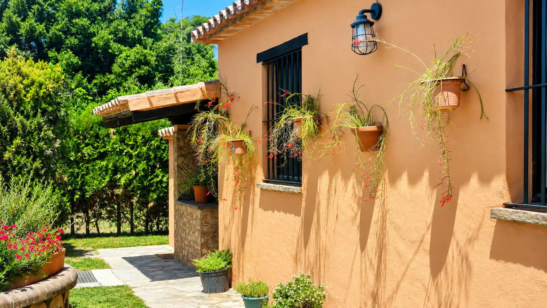 Außenansicht von Haus oder Chalet zum Verkauf in Jimena de la Frontera mit Klimaanlage und Terrasse
