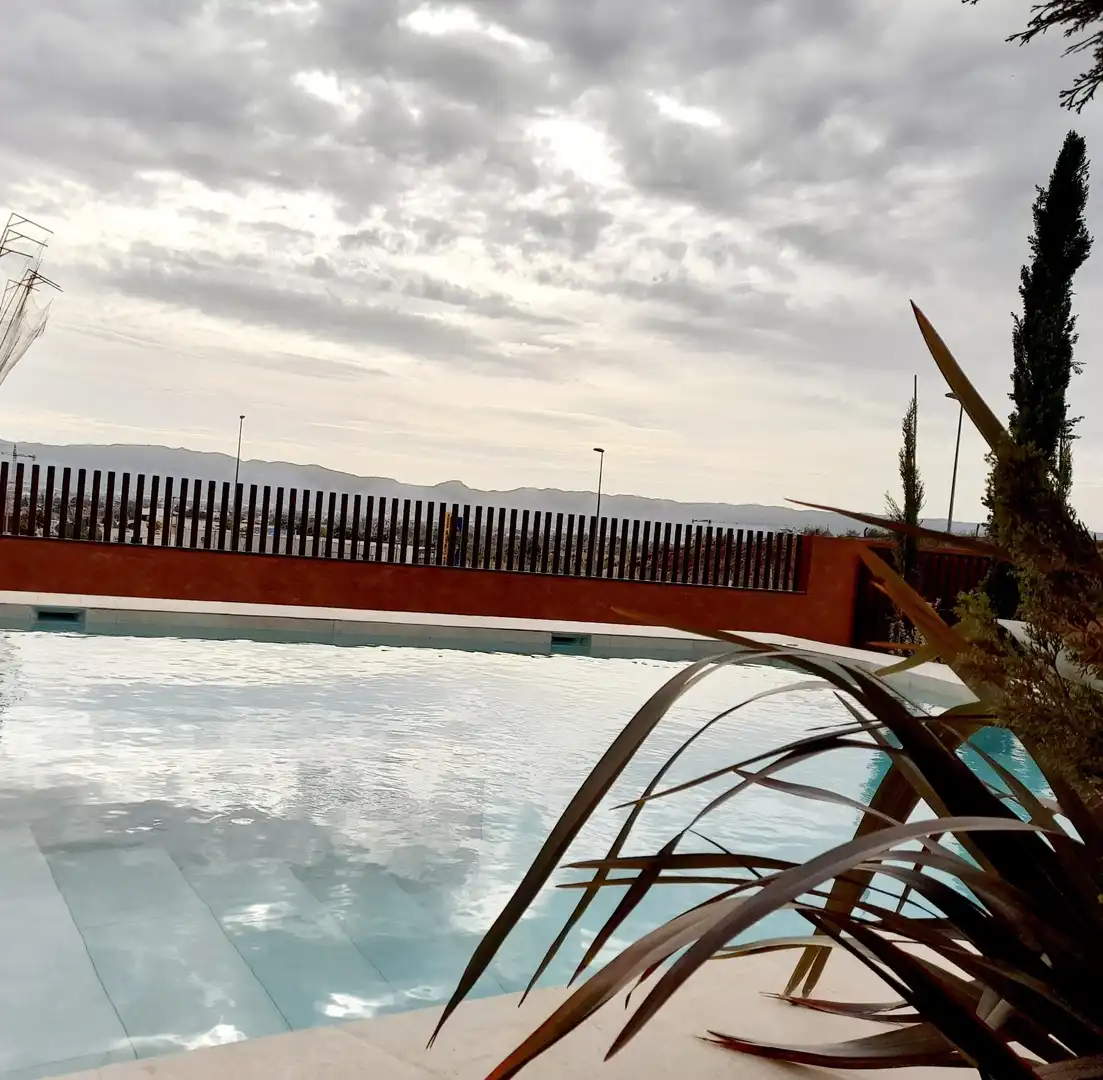 Piscina de Estudio de alquiler en Murcia con Aire acondicionado, Calefacción y Terraza