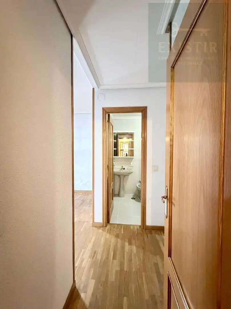 Piso en venta en Ave María