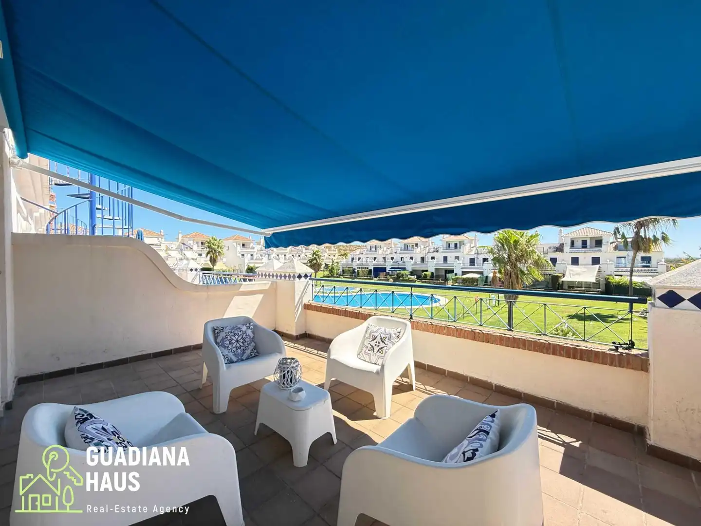 Reihenhaus mit Pool zum Verkauf in Avenida ROSALIA DE CASTRO 5, imagen 37