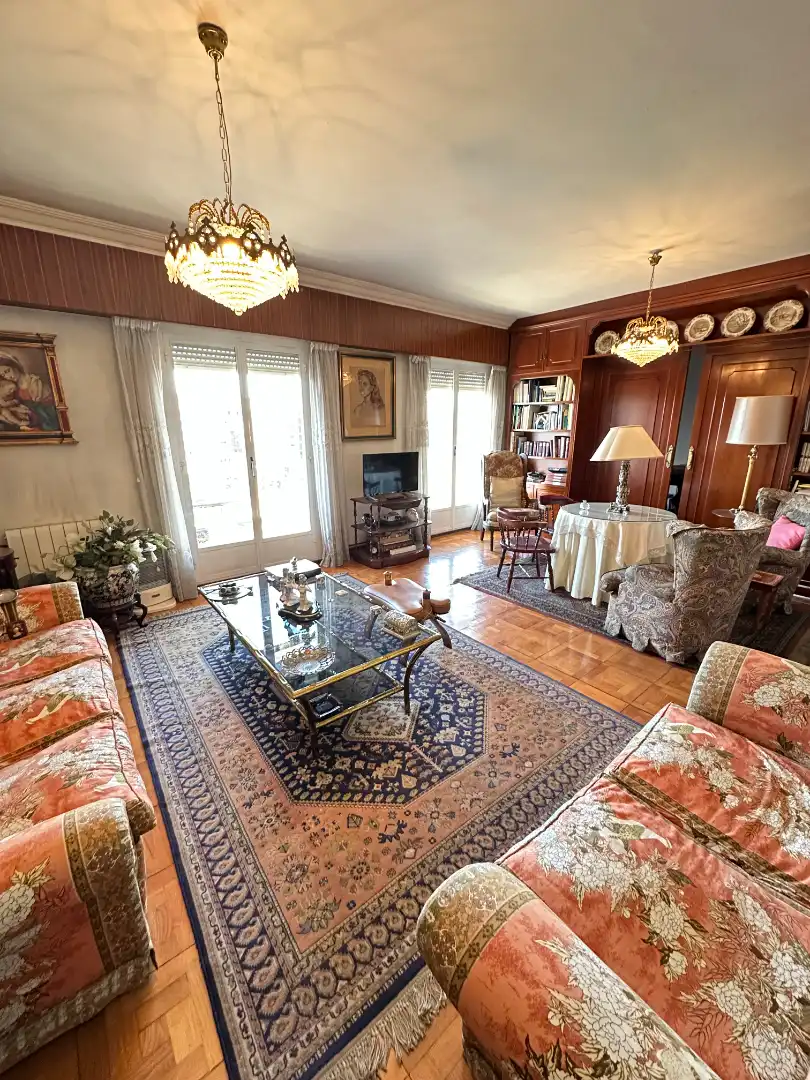 Sala de estar de Piso en venta en  Logroño con Calefacción, Parquet y Terraza