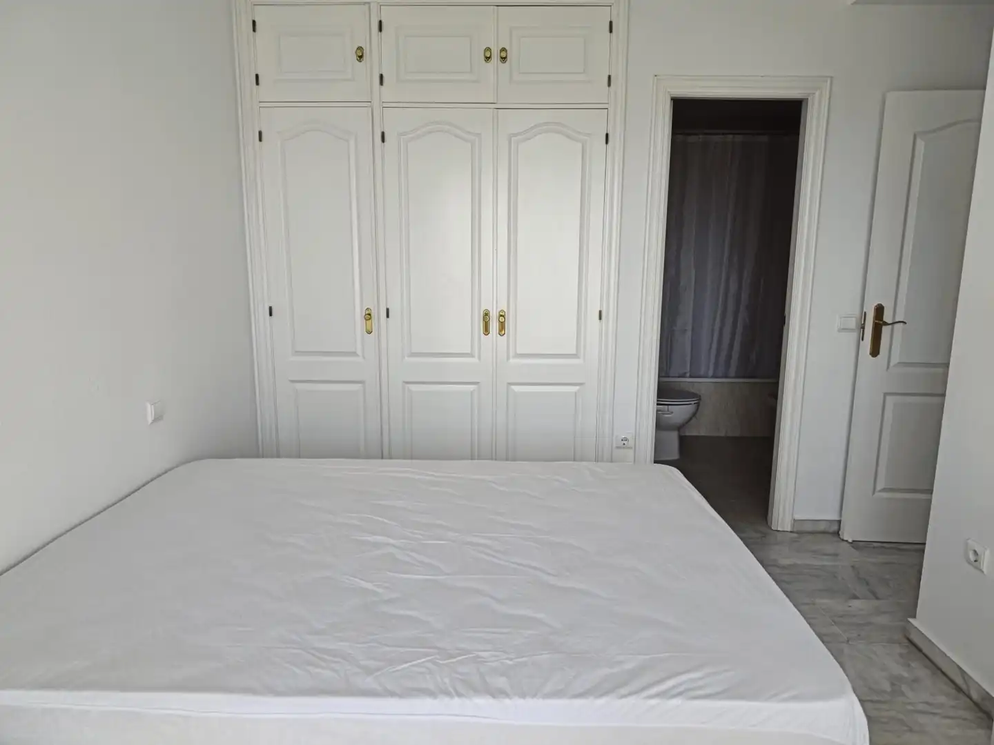 Bedroom of Flat for rent in Sevilla  with Air Conditioner, Terrace and Furnished