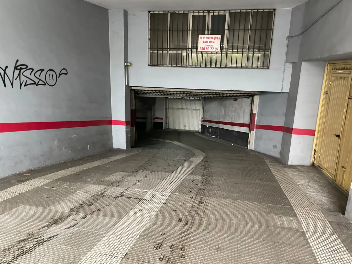 Parking of Garage for rent in Santiago de Compostela 