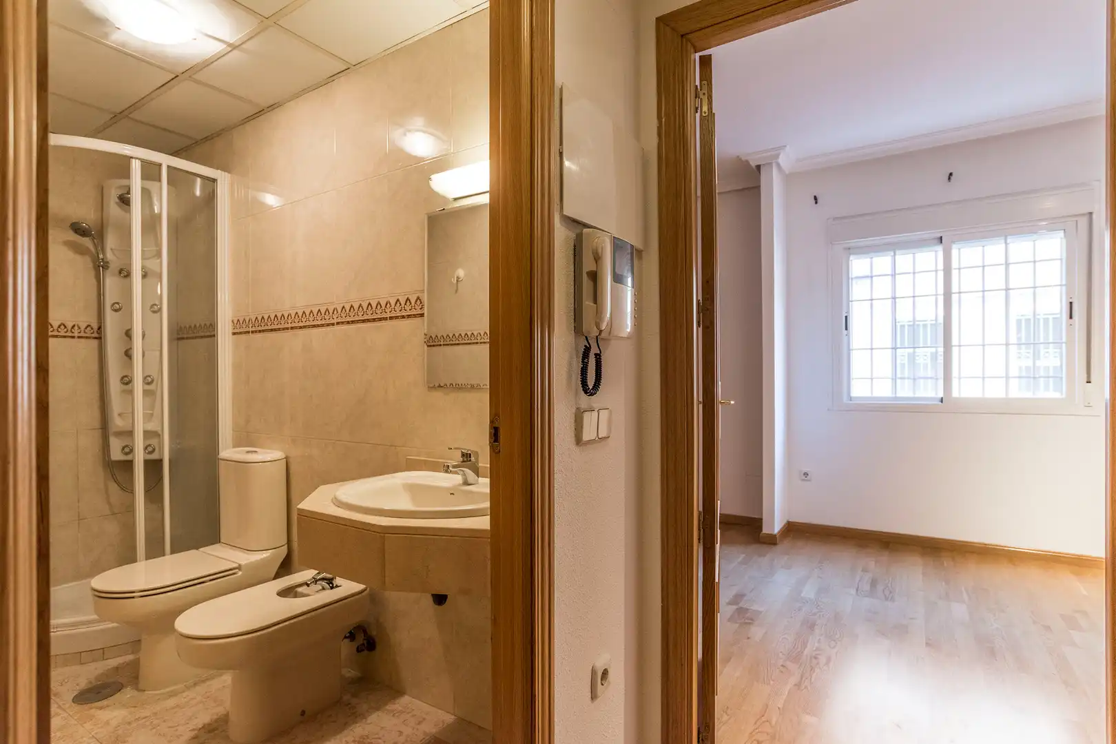 Baño de Apartamento en venta en Carabanchel