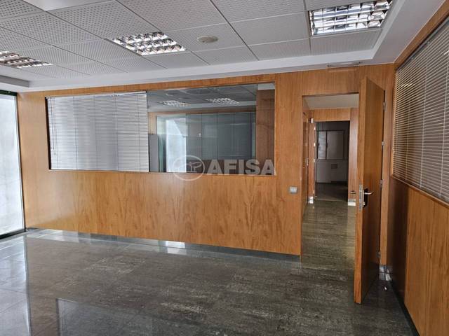 Local comercial en Alquiler en Sils