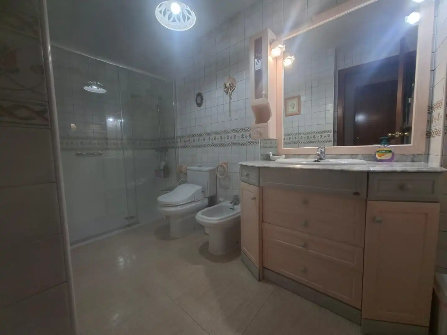 Badezimmer von Erdgeschoss zum Verkauf in Palafolls mit Klimaanlage, Heizung und Terrasse
