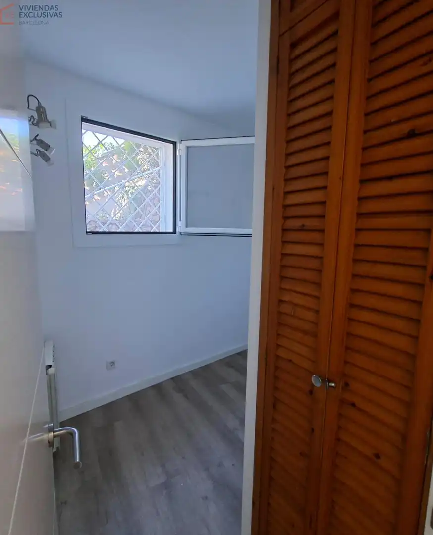 Habitación de Casa o chalet en venta en Sant Just Desvern con Aire acondicionado, Calefacción y Parquet