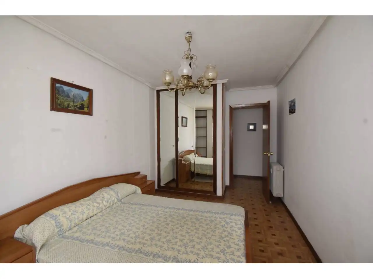 Habitación de Piso de alquiler en León Capital  con Calefacción, Terraza y Trastero