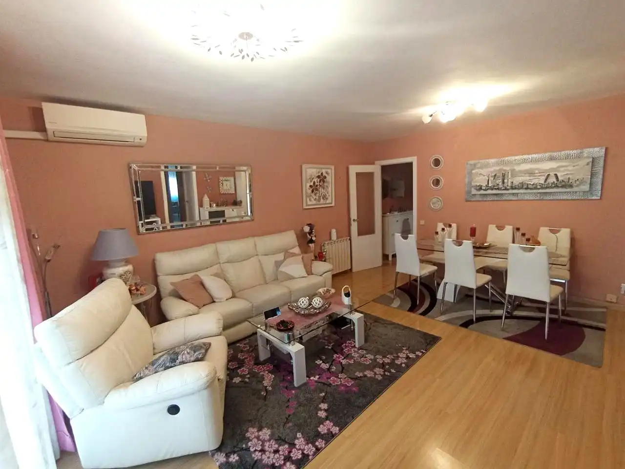 Sala d'estar de Pis en venda en Madrid amb Aire condicionat, Calefacció i Parquet